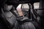 Ford Explorer Platinum 2019 года